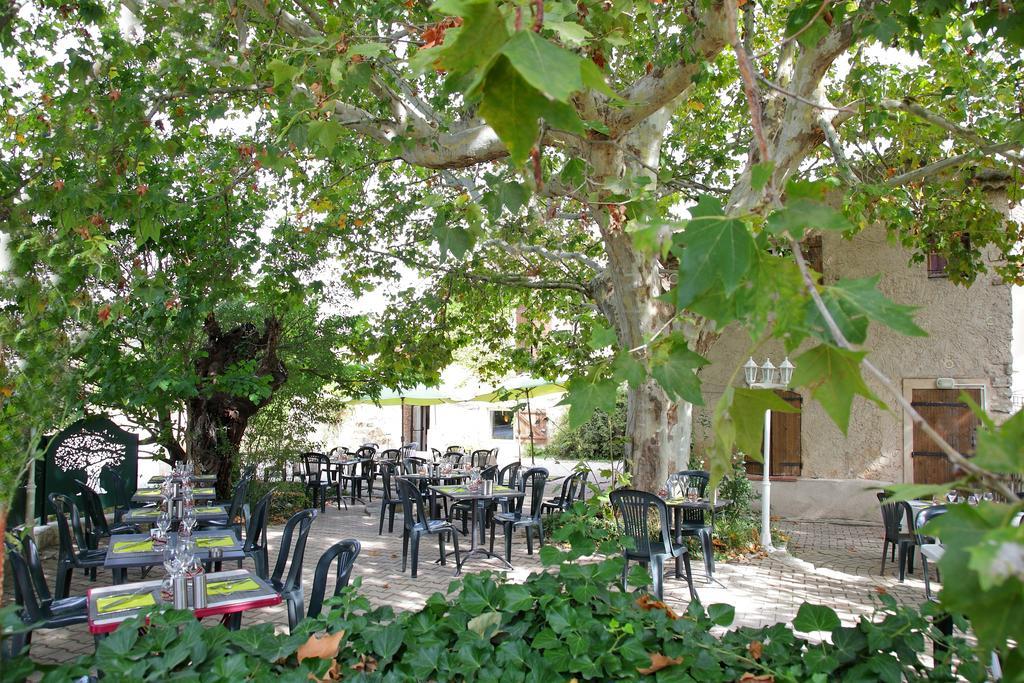 Logis Hotel & Spa Dejeunez Sous L'Arbre Русе Экстерьер фото